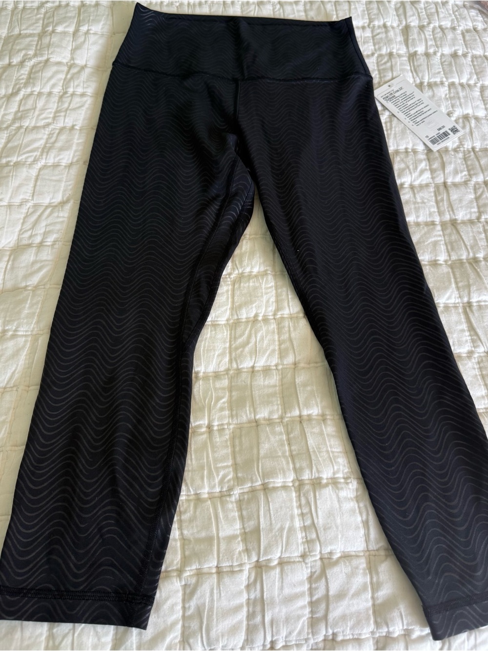 lululemon Align HR Crop 23” Emboss Black Size 10 NWT